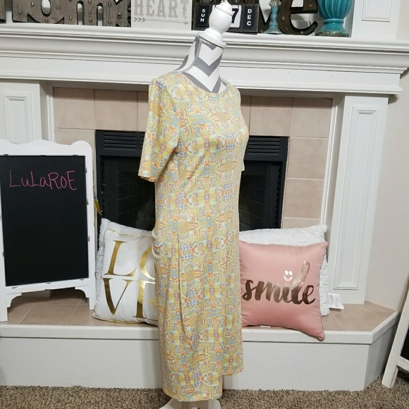 Lularoe Julia size med NWT - Picture 2 of 4